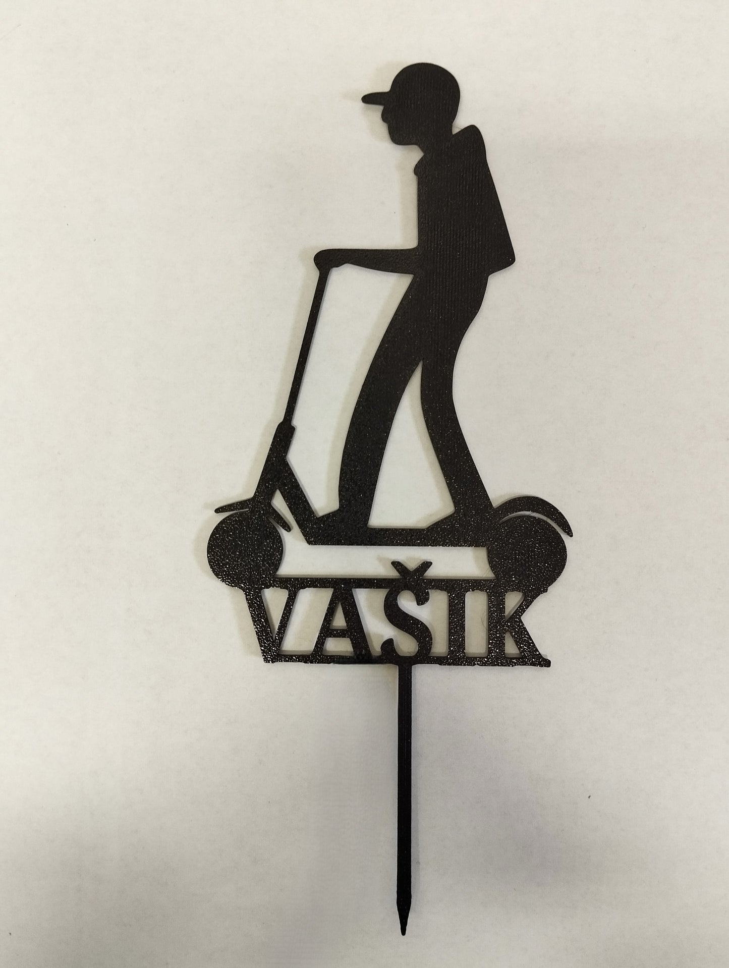 Zápich chlapec na kolobežke